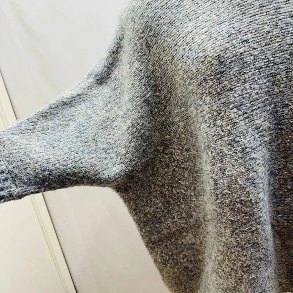 JESSICA SIMPSON Women Long Sleeve Pull-Over Turtle Neck Gray/Blu Sweater Sz XS - Picture 11 of 14